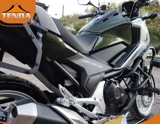 Motocicleta Honda NC 750X detalhada na Tenda — a oficina atende carros e motos em Maringá